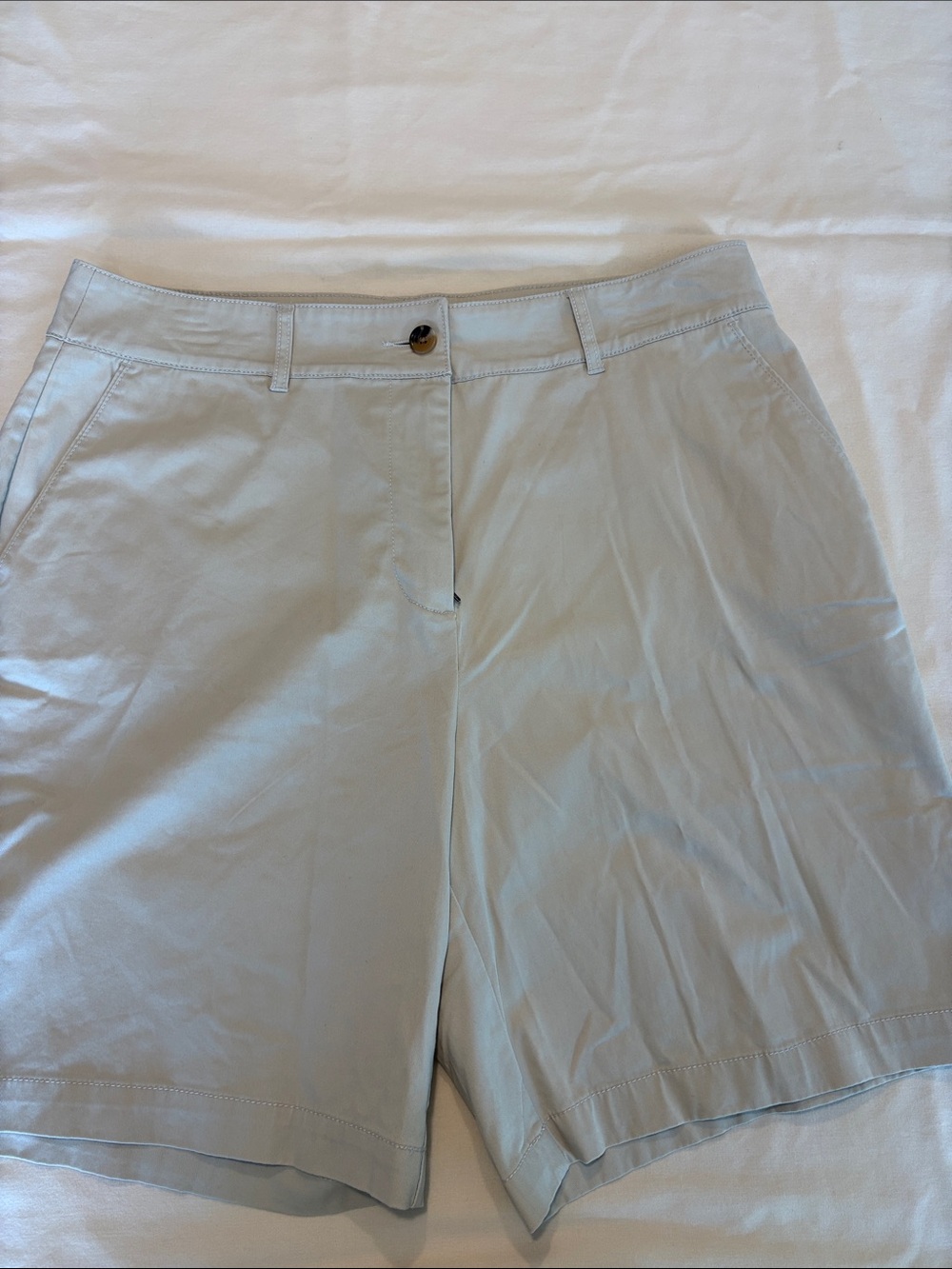 Kim Rogers Light Gray Women's Bermuda Shorts